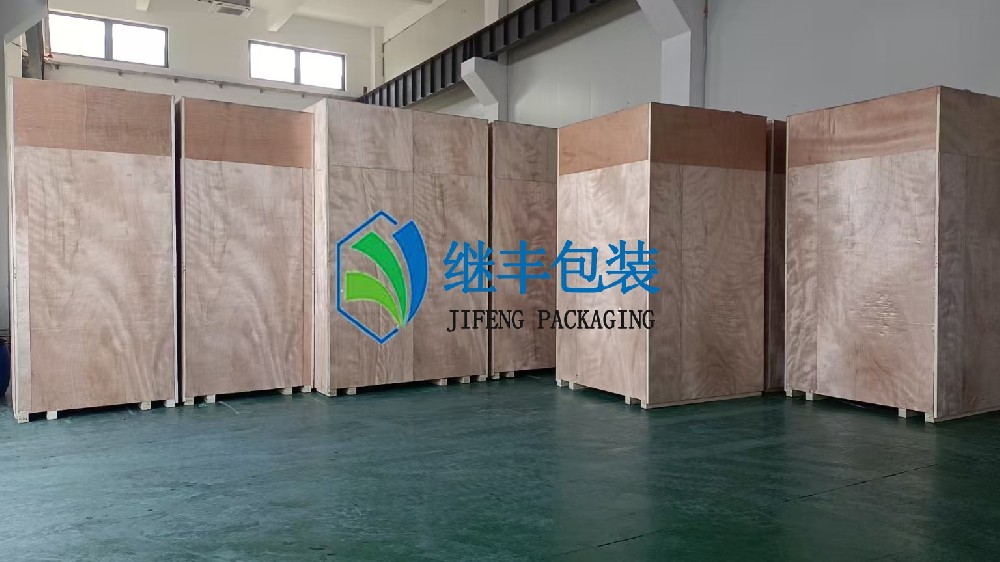 國內(nèi)包裝箱